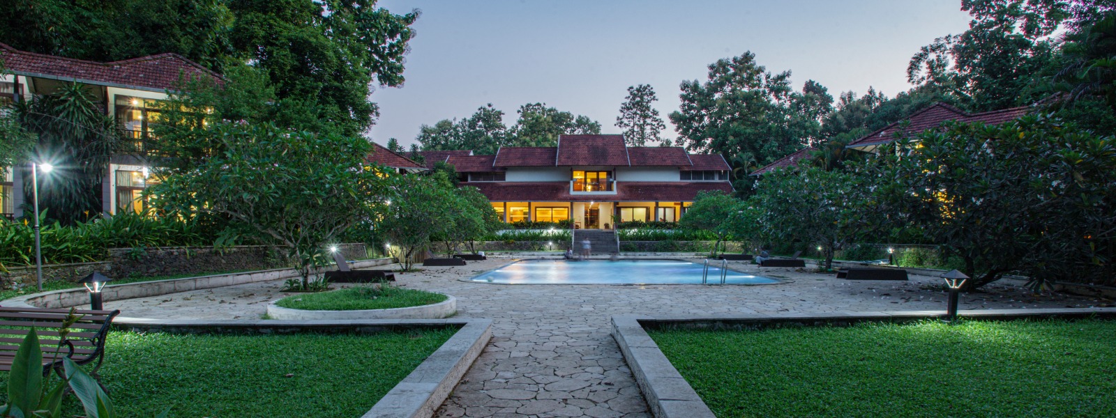 Premium resorts near Cochi